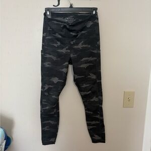 Athleta Women's Black Camouflage Leggings